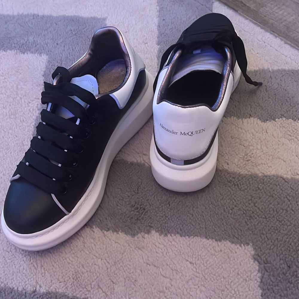 Alexander  McQueen woman chunky sole snickers